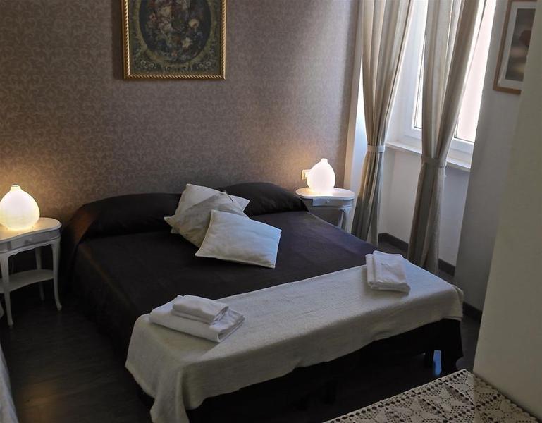 Guest House Casa Vicenza Рим Екстер'єр фото