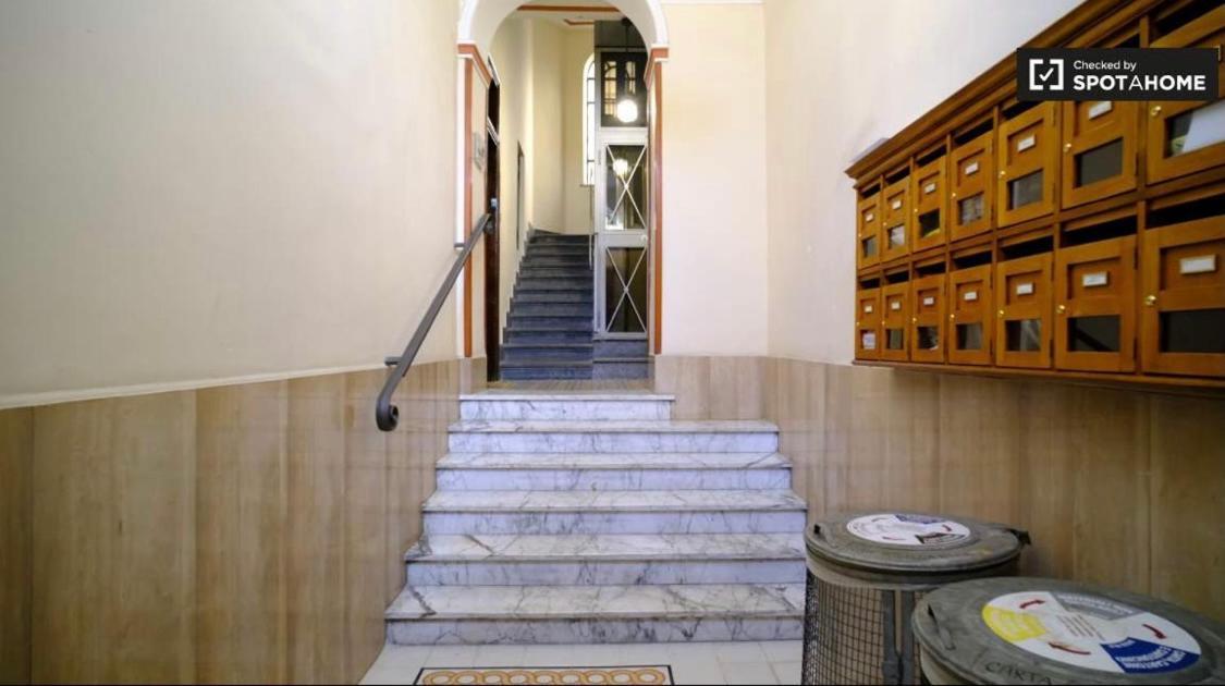 Guest House Casa Vicenza Рим Екстер'єр фото