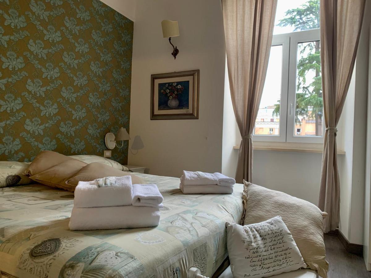 Guest House Casa Vicenza Рим Екстер'єр фото