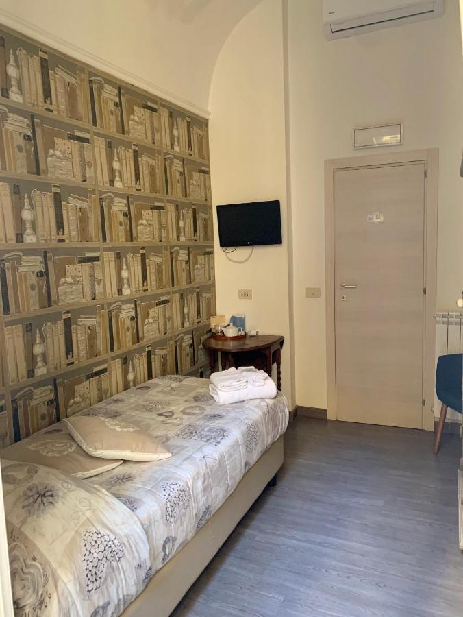 Guest House Casa Vicenza Рим Екстер'єр фото