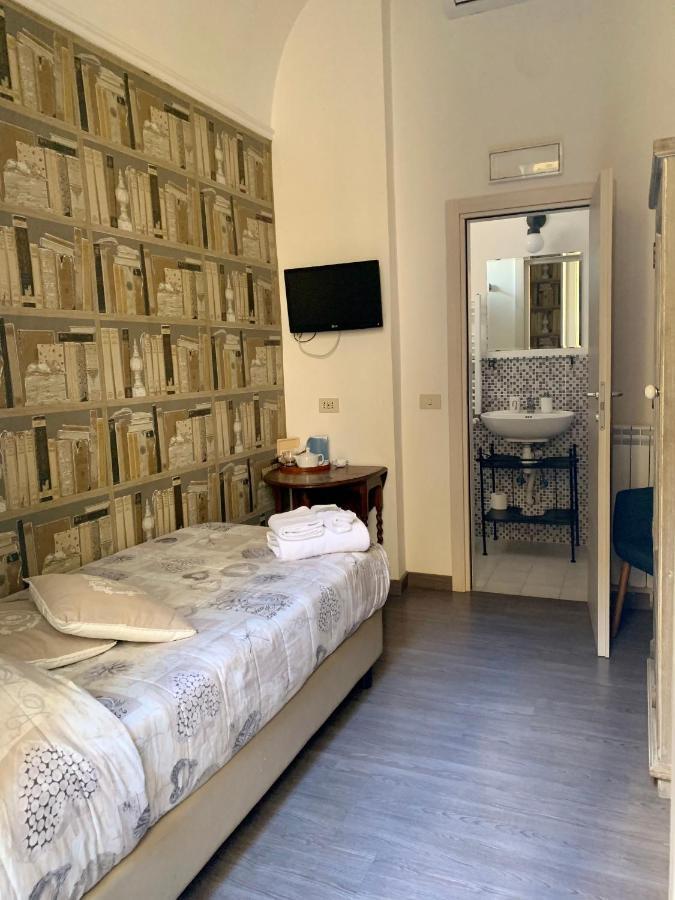 Guest House Casa Vicenza Рим Екстер'єр фото
