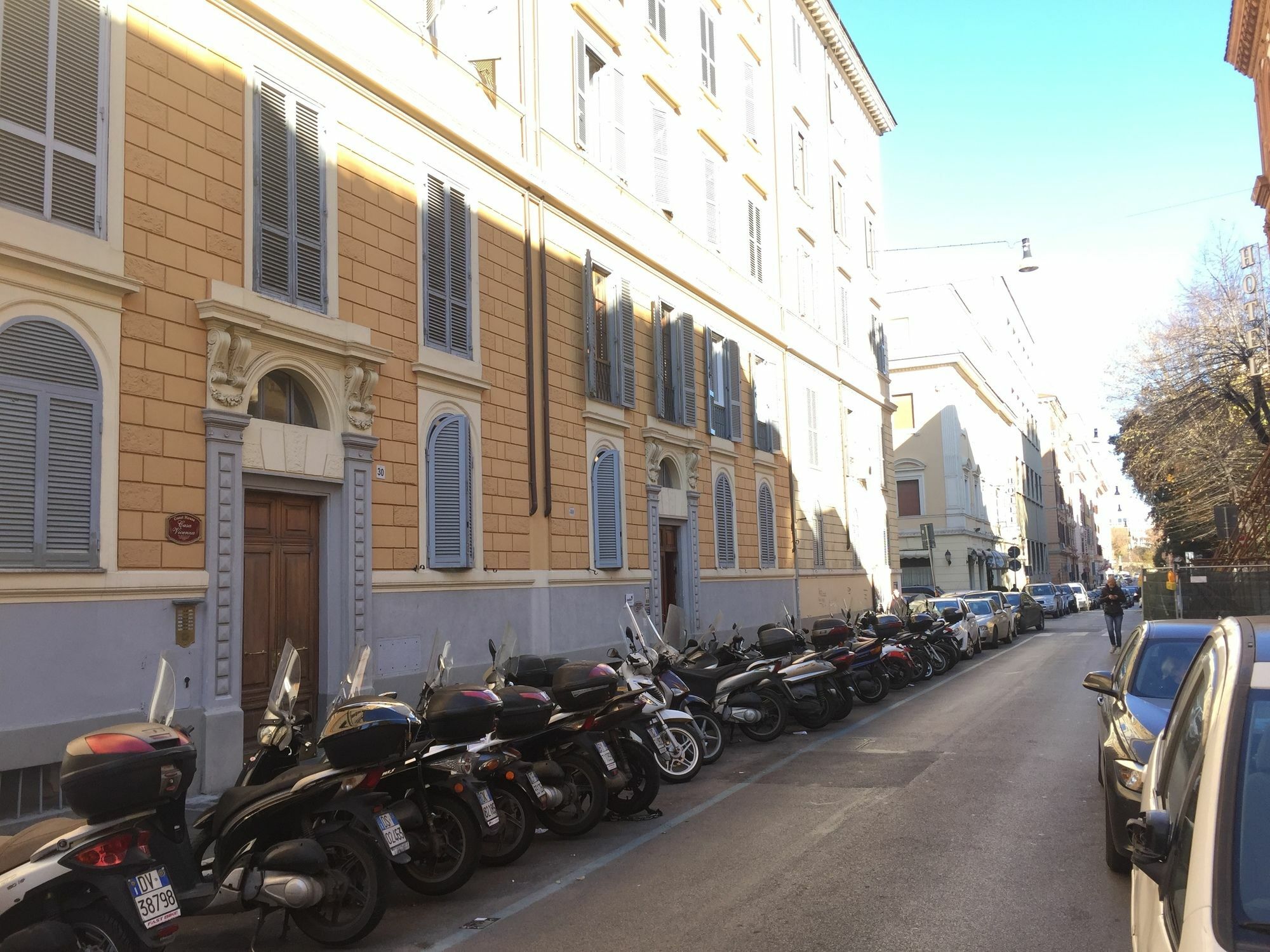 Guest House Casa Vicenza Рим Екстер'єр фото
