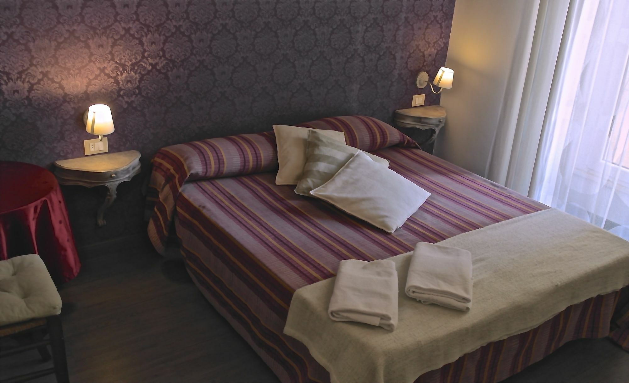 Guest House Casa Vicenza Рим Екстер'єр фото