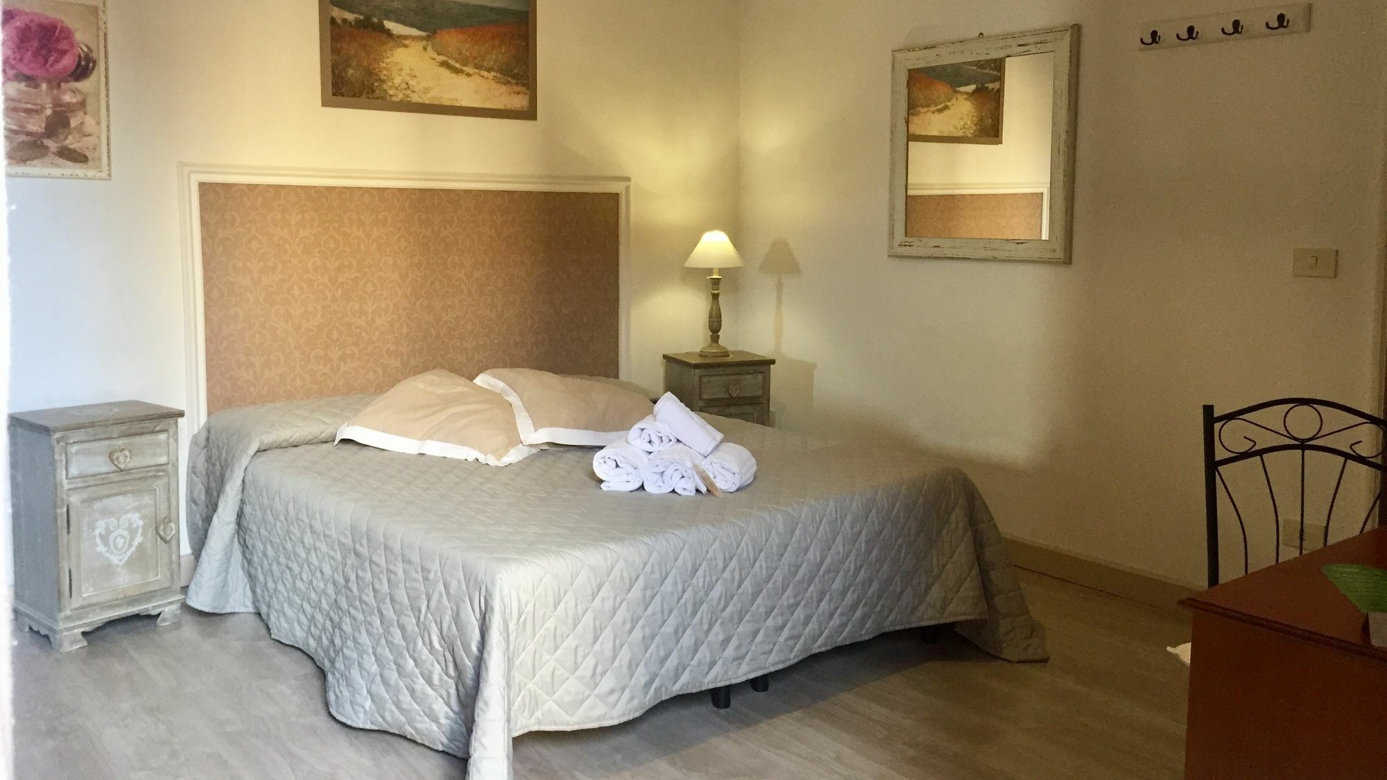 Guest House Casa Vicenza Рим Екстер'єр фото